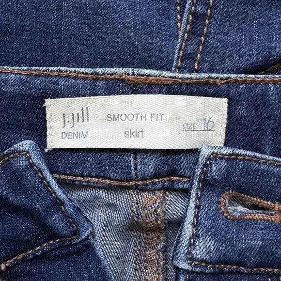 J JILL Denim Smooth Fit Skirt Size 16 | Dark Wash Cotton Classic Casual Preppy - Picture 2 of 9